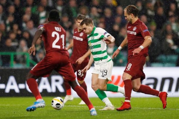 Fotbal: CFR Cluj a învins-o pe Celtic Glasgow cu 2-0 şi s-a calificat în şaisprezecimile Europa League
