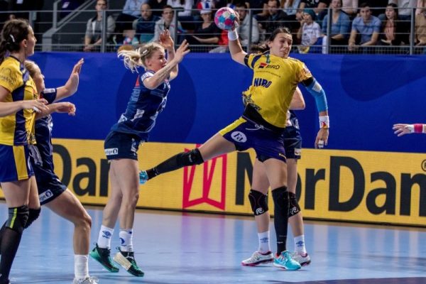 Handbal feminin: România, victorie dificilă cu Kazahstanul, la Campionatul Mondial din Japonia