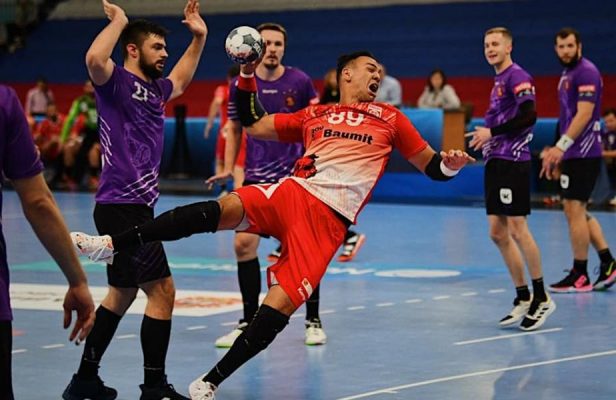 Handbal masculin: Dinamo, Poli Timişoara şi CSM Bacău, calificate în semifinalele Cupei României