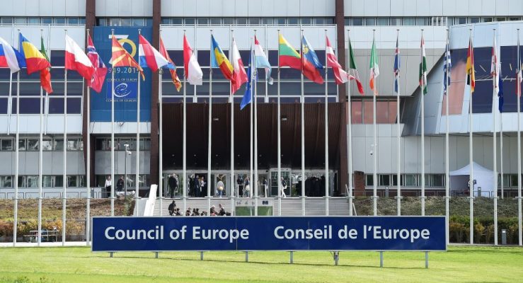 Consiliul Europei atrage atenţia asupra ”zonelor gri” în lupta împotriva corupţiei în Franţa
