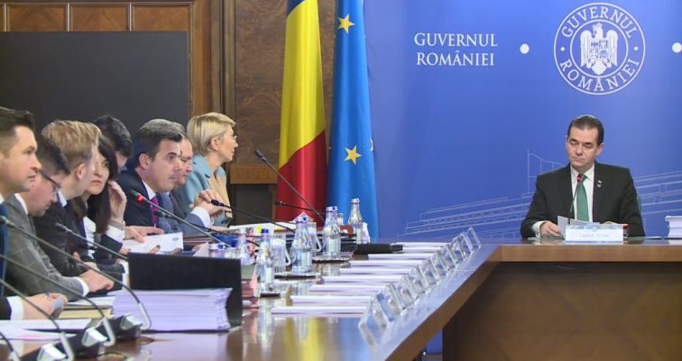 Marţi – şedinţă de Guvern; anularea parteneriatului public-privat pentru autostrada Comarnic-Braşov – pe ordinea de zi