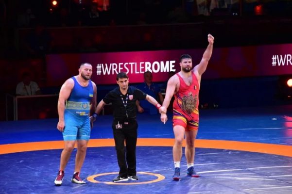 Lupte: Alin Alexuc-Ciurariu, medaliat cu aur la Europenele de la Roma