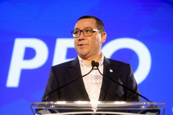 Pro România propune amânarea cu 90 de zile a plăţii ratelor bancare pentru persoanele fizice