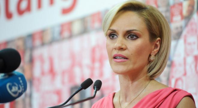 Firea: Pachete cu produse alimentare de sărbători pentru 2.000 de persoane