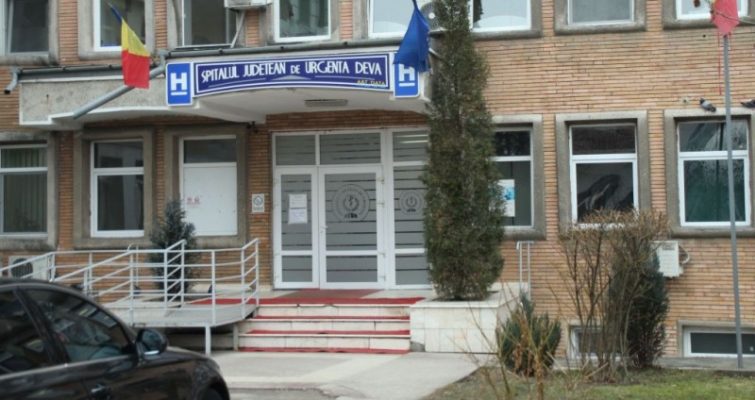 Hunedoara: Sindicatul medicilor din SJU Deva acuză conducerea unităţii de abuzuri