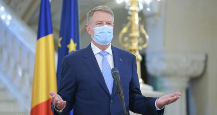 VIDEO Iohannis: După data de 15 mai toată lumea va fi obligată să poarte măşti de protecţie în spaţii publice închise