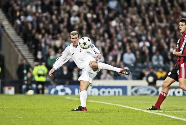 VIDEO Fotbal: Golul lui Zidane din finala cu Leverkusen, ales cel mai frumos din Liga Campionilor
