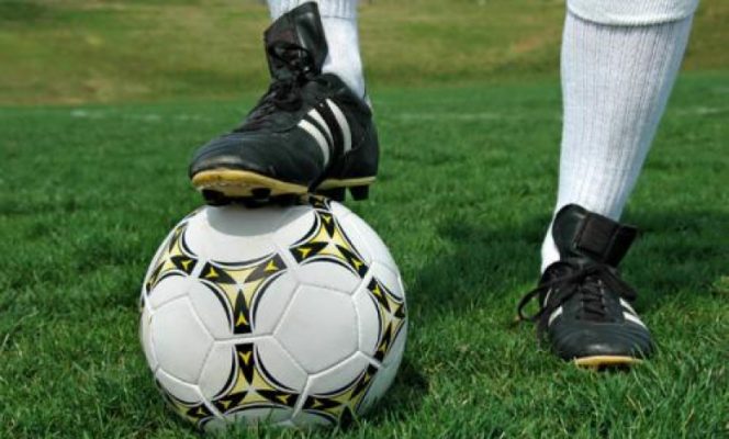 Sindicatul fotbaliştilor cere cluburilor ca toate antrenamentele să se desfăşoare sub supraveghere medicală
