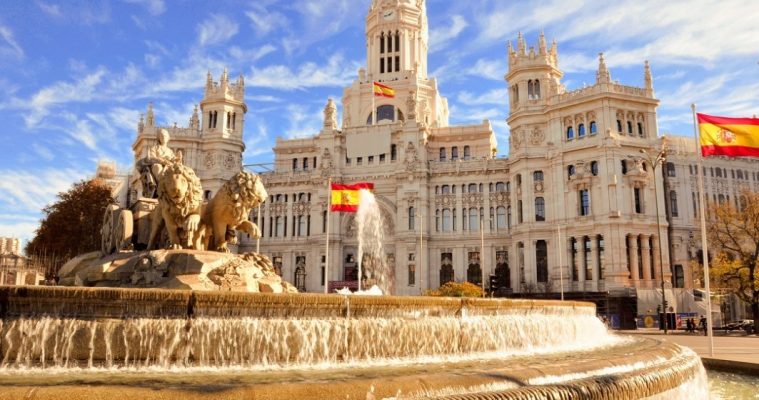 Spania speră să redeschidă sezonul turistic internaţional la sfârşitul lunii iunie