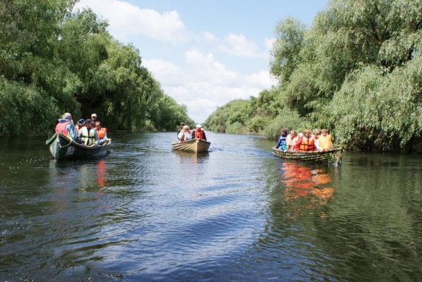 Tulcea: Administraţia Deltei pregăteşte trasee verzi pentru ambarcaţiunile prietenoase cu mediul