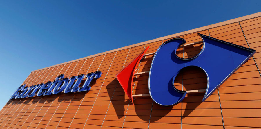 Carrefour a cumpărat 172 de magazine în Spania