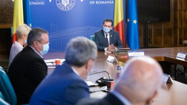 VIDEO Guvernul a adoptat HG privind desfăşurarea campaniei electorale; maximum 100 de participanţi la întrunirile în aer liber