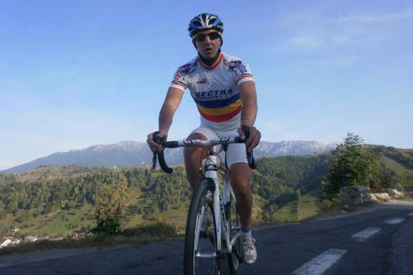 Ciclism: Eduard Grosu, purtătorul tricoului galben în Turul României după prima etapă
