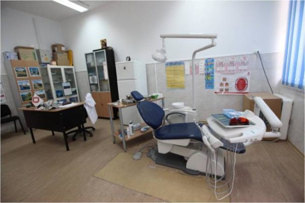 Salvaţi Copiii semnalează problema reţelei deficitare de cabinete medicale din mai multe şcoli