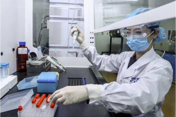 China aderă la acordul ce garantează vaccinuri ţărilor sărace