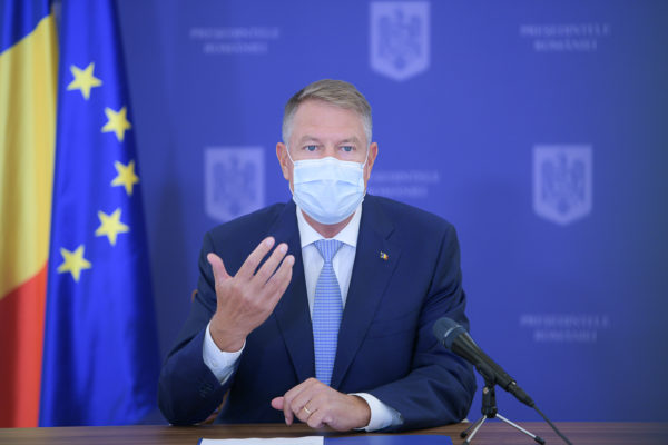 VIDEO Iohannis: Contestările permanente ale regulilor sanitare şi ale măsurilor restrictive întreţin o stare de neîncredere