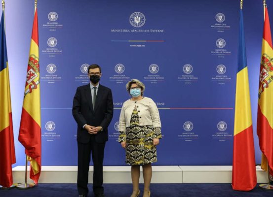 MAE: Consultări pe tema dublei cetăţenii româno-spaniole și pe tema cooperării dintre România şi Regatul Spaniei