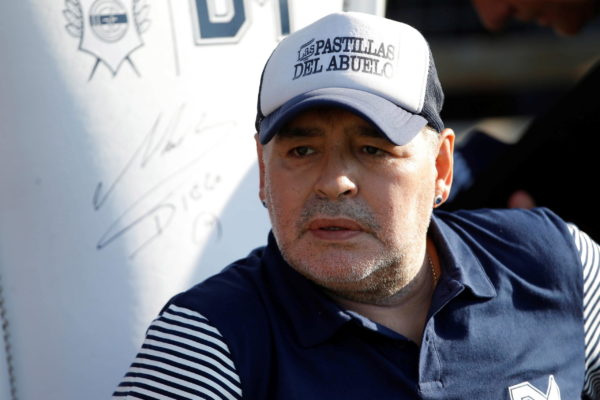 Diego Maradona a încetat din viaţă în urma unui stop cardiac (fişă biografică)