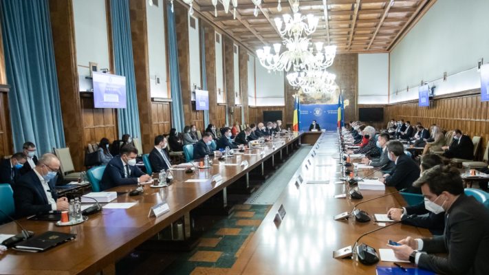 VIDEO Orban, despre schema de ajutor pentru companiile afectate de COVID: E o mare aşteptare; să ne mişcăm foarte repede