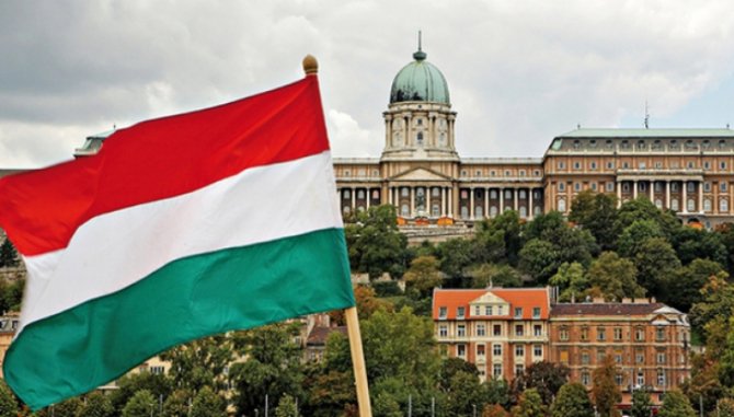 Preşedintele parlamentului ungar condamnă ‘teroarea morală’ din UE