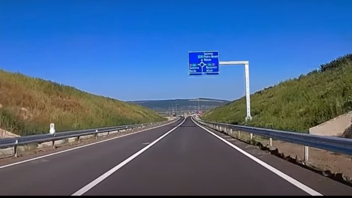 Preşedintele Iohannis – la deschiderea tronsonului de autostradă A 7, varianta ocolitoare Bacău
