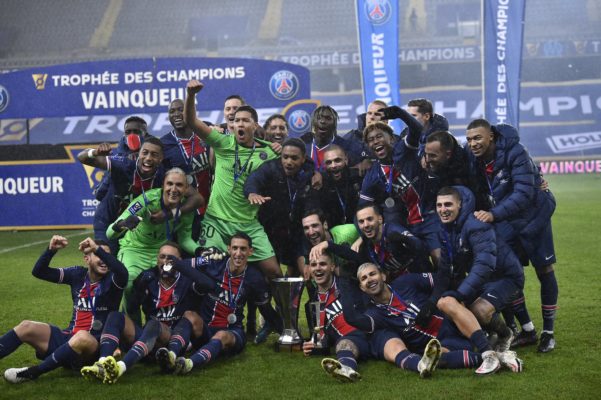 Fotbal: Paris Saint-Germain a câştigat Trofeul Campionilor