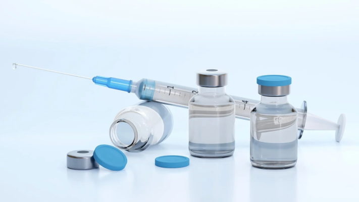 Spania: Persoanele infectate cu noul coronavirus vor trebui să aştepte 6 luni până la vaccinare, a decis Ministerul Sănătăţii