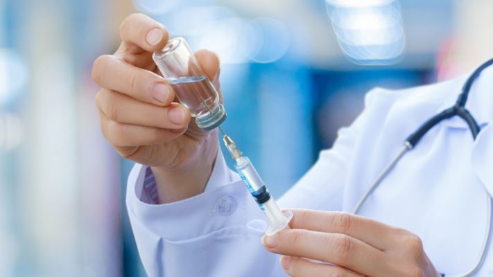 Cîţu: Începe etapa a III-a de vaccinare; 500.000 de persoane din rândul populaţiei generale – înscrise pe platformă