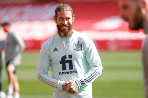 Fotbal: Sergio Ramos a sărbătorit împlinirea vârstei de 35 ani în cantonamentul selecţionatei Spaniei