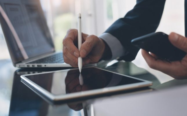 Violeta Alexandru (PNL) va depune săptămâna aceasta proiectul privind semnătura electronică în relaţiile de muncă