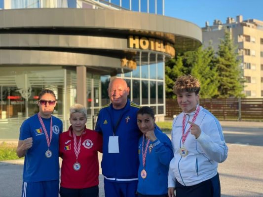 Box: România a cucerit trei medalii de aur şi una de argint la Campionatele Balcanice