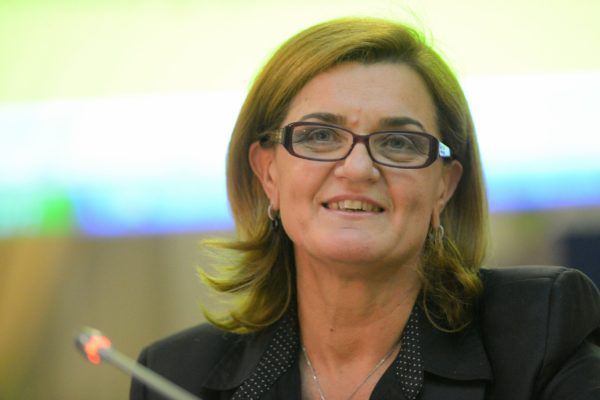 Elisabeta Lipă: Scriem istorie şi trimitem cei mai mulţi canotori români la Olimpiadă după 1996