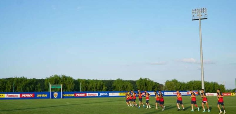 Fotbal: Chindriş, Dobre şi Drăguşin, indisponibili pentru stagiul naţionalei Under-23 în Spania