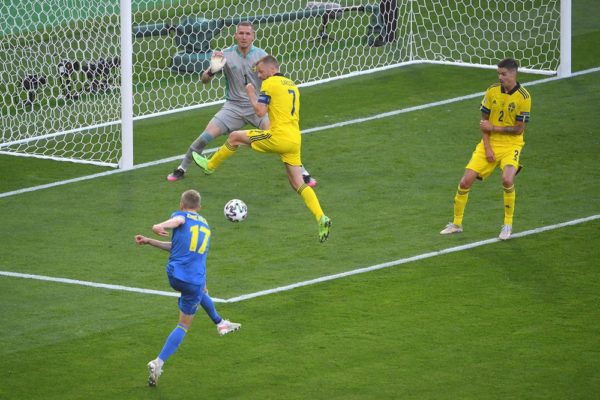 Fotbal – EURO 2020: Ucraina s-a calificat dramatic în sferturi (2-1 cu Suedia), după prelungiri