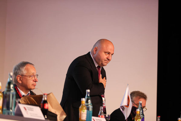 Preşedintele Federaţiei Române de Lupte, Răzvan Pîrcălabu, ales vicepreşedinte al forului european