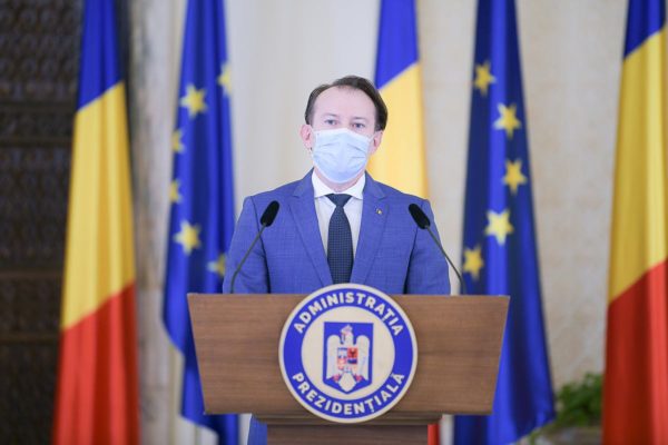 Cîţu: Aviatorii şi întregul personal din domeniul aviaţiei – profesionişti de top şi adevărate exemple de curaj şi responsabilitate