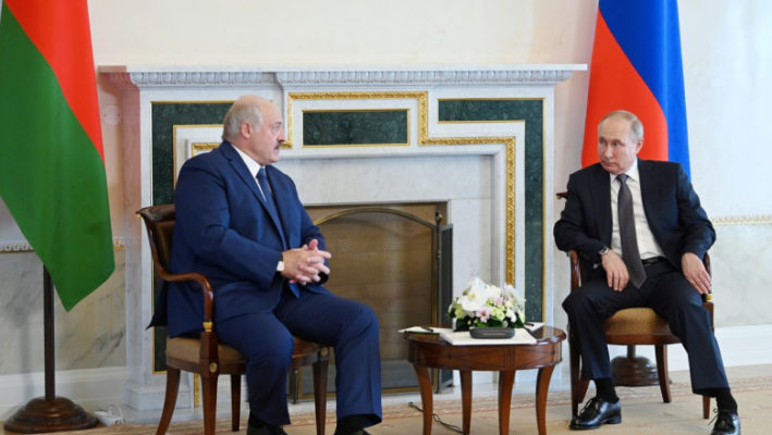 Lukaşenko cere ajutorul lui Putin pentru a face faţă sancţiunilor UE