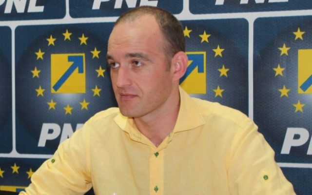 Biroul Politic Naţional al PNL se reuneşte pentru a valida ministrul Finanţelor Publice
