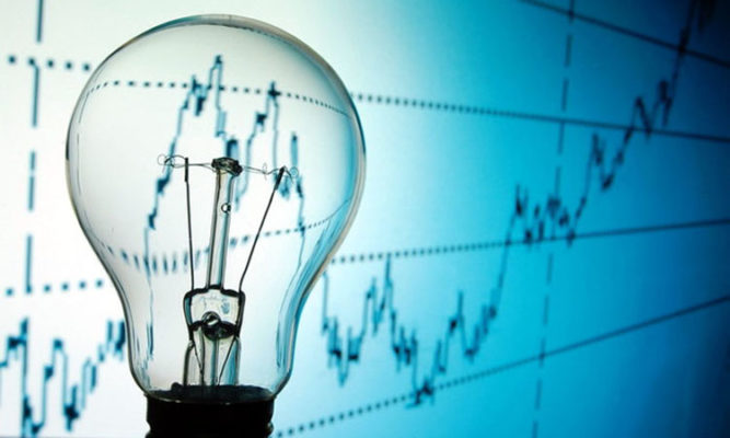 Electrica Furnizare va prelua consumatorii de energie care rămân fără furnizor în septembrie