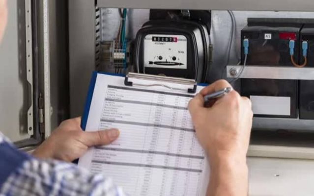 ANPC: 38 de companii din energie au încălcat legislaţia în luna septembrie