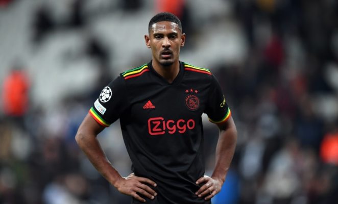 Fotbal: Haller l-a egalat pe Lewandowski în fruntea clasamentului golgheterilor Ligii Campionilor