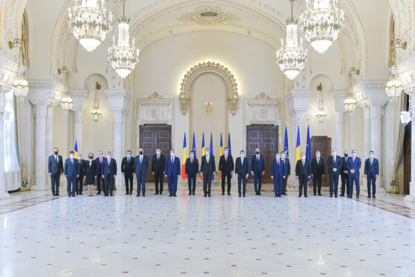 VIDEO Membrii Guvernului Ciucă au depus jurământul de învestitură