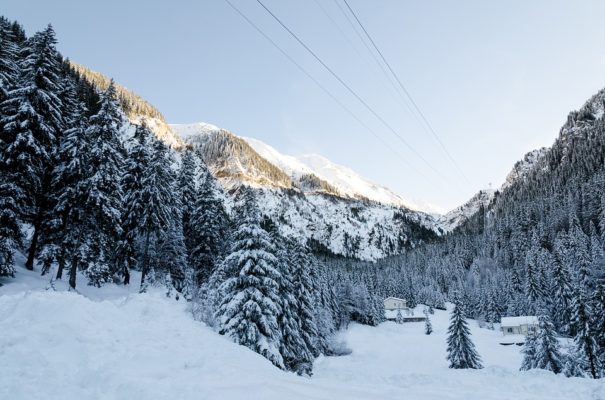 Muntele şi staţiunile balneo, în preferinţele românilor de Sărbători; Egipt, destinaţia externă cea mai căutată