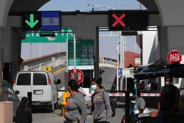 Statele Unite şi Mexic reactivează programul în domeniul migraţiei iniţiat de administraţia Trump