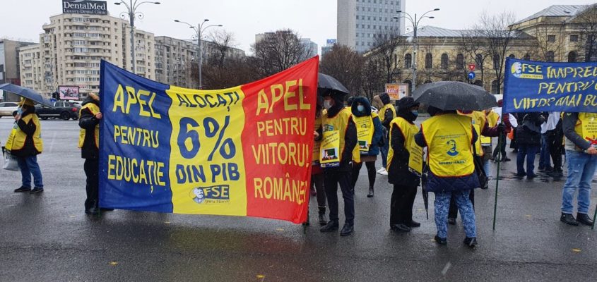 Angajaţii din învăţământ protestează joi la Guvern faţă de neaplicarea prevederilor Legii salarizării