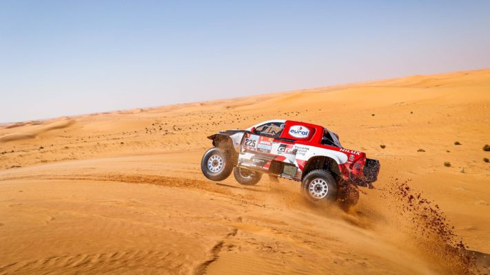 Auto: Echipajele româneşti, pe locurile 60 şi 61, în etapa a 9-a a Raliului Dakar 2022