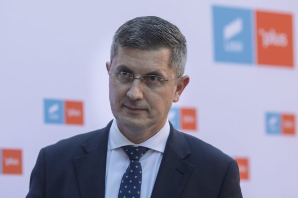 Barna: Cioloş a anunţat că îşi depune mandatul dacă BN nu îi va susţine propunerile privind funcţionarea partidului