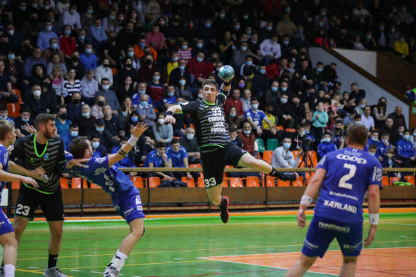 Handbal masculin: Victorie de palmares pentru CSM Focşani în EHF European Cup