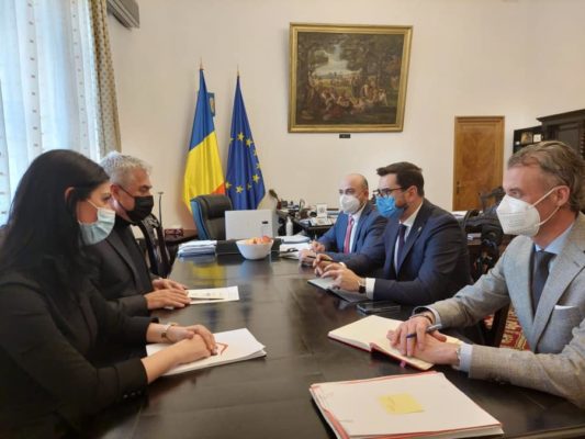 Ministrul Agriculturii, întâlnire cu administratorii pieţelor pe tema măsurilor pentru susţinerea producătorilor şi creşterea consumului de produse româneşti