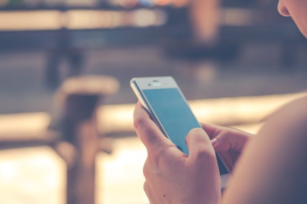Parlamentul European: Încă zece ani de roaming fără taxe suplimentare
